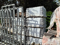 Vandemoortel pallet gevelstenen (7x) - afbeelding 1 van  2