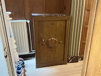 Vandeneynden kluis uit circa 1900 - afbeelding 24 van  27