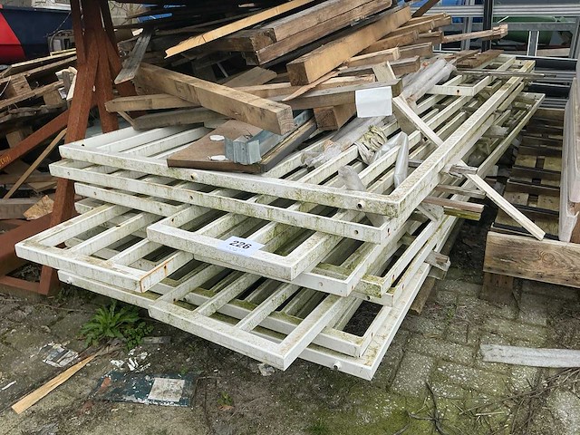 Vandun 12-delige metalen balustrade/hekwerk - afbeelding 1 van  2