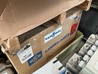 Vanhool spare parts (3x) - afbeelding 5 van  6