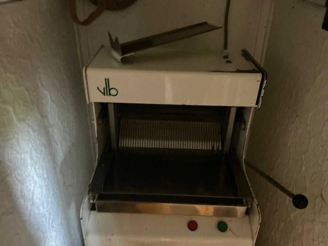 Vanlierde broodsnijmachine - afbeelding 2 van  5