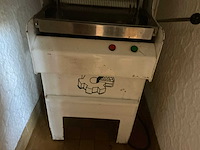 Vanlierde broodsnijmachine - afbeelding 4 van  5