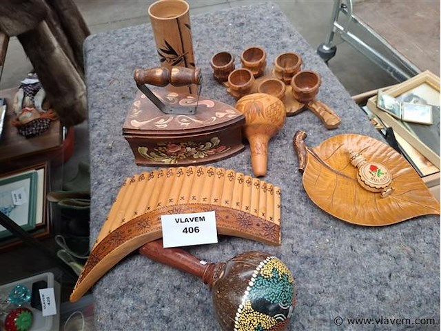 Varia hout - afbeelding 1 van  1