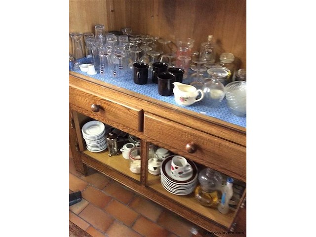 Varia inhoud kast - afbeelding 1 van  6