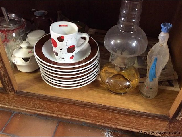 Varia inhoud kast - afbeelding 4 van  6