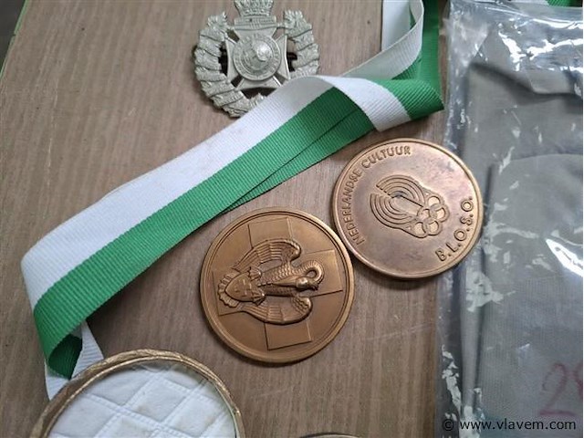 Varia militaria - afbeelding 3 van  4