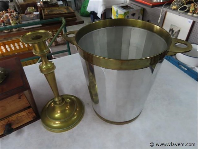 Varia oa koffiepot, weegschaal enz… - afbeelding 3 van  3