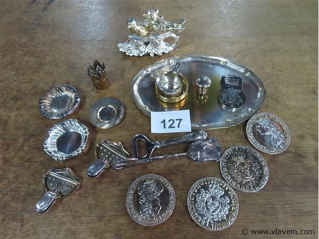 Varia, onderleggers, schaaltjes, verzilverd enz… - afbeelding 1 van  4
