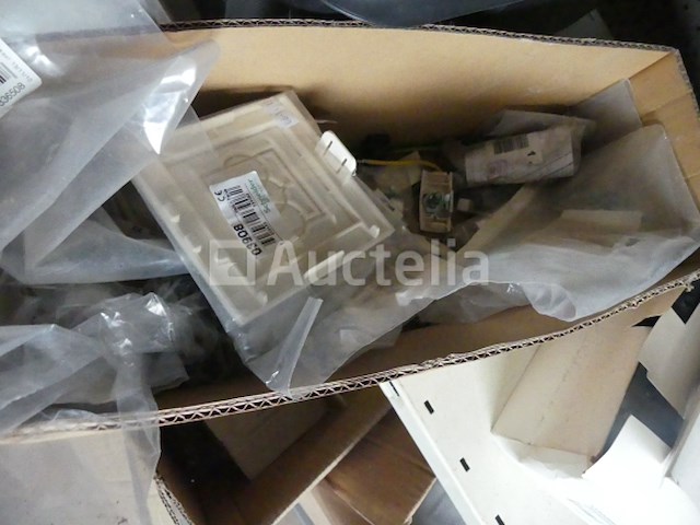 Varia van elektrische apparatuur - afbeelding 15 van  27