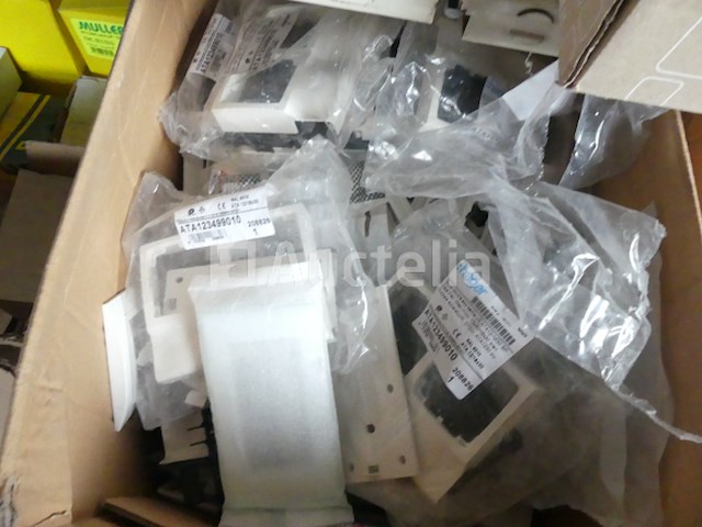 Varia van elektrische apparatuur - afbeelding 12 van  27