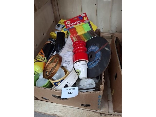 Varia - afbeelding 1 van  1