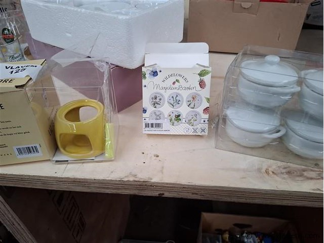 Varia - afbeelding 4 van  4