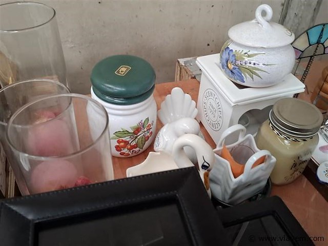 Varia - afbeelding 2 van  6