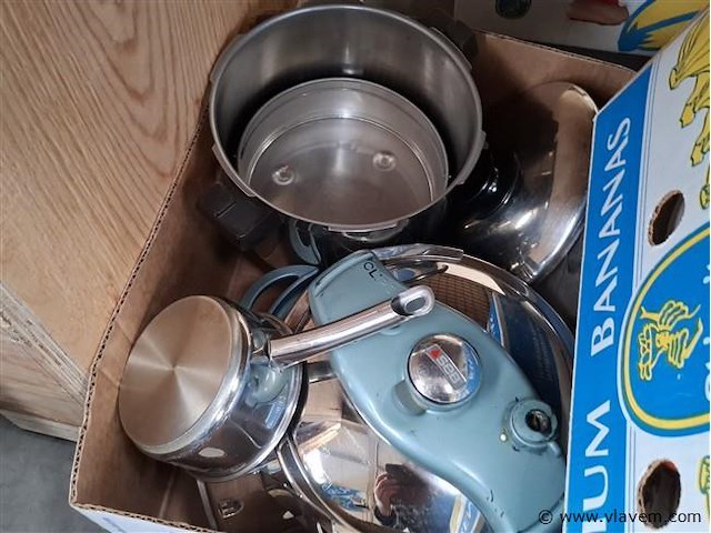 Varia - afbeelding 2 van  2