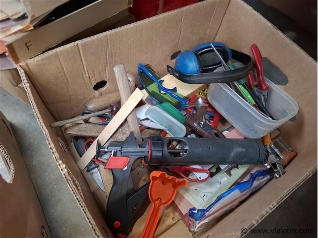 Varia - afbeelding 2 van  3