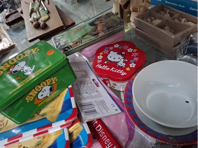 Varia - afbeelding 4 van  6