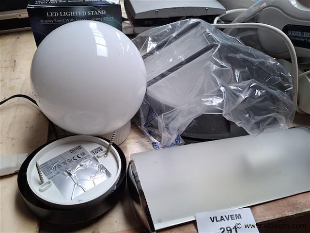 Varia - afbeelding 1 van  2