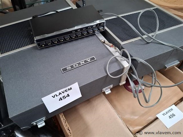 Varia - afbeelding 1 van  1