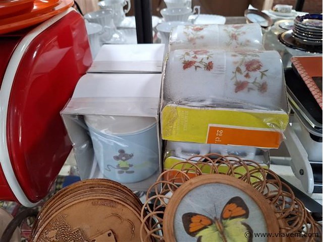 Varia - afbeelding 2 van  3