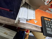Varia - afbeelding 2 van  2