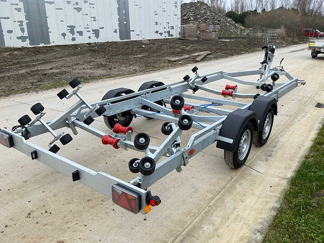 Variant 2001bb boottrailer *ongebruikt/garantie* - afbeelding 11 van  15