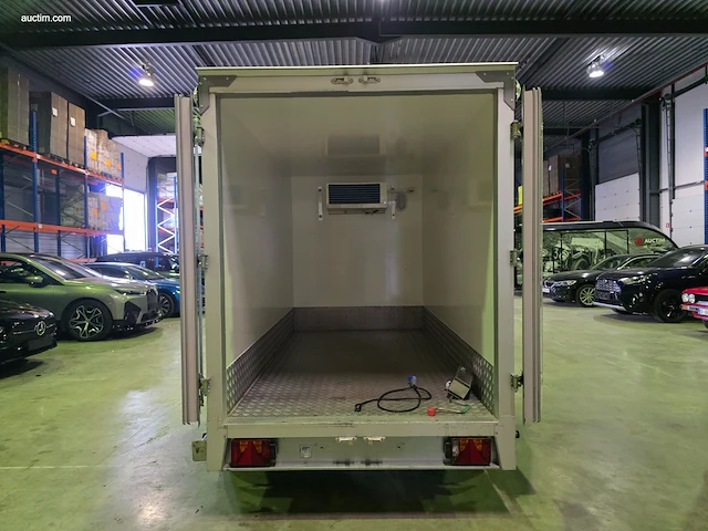 Variant 2517f3 2024 - afbeelding 11 van  30