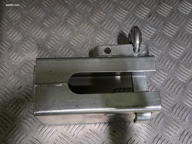 Variant 2517f3 2024 - afbeelding 16 van  30