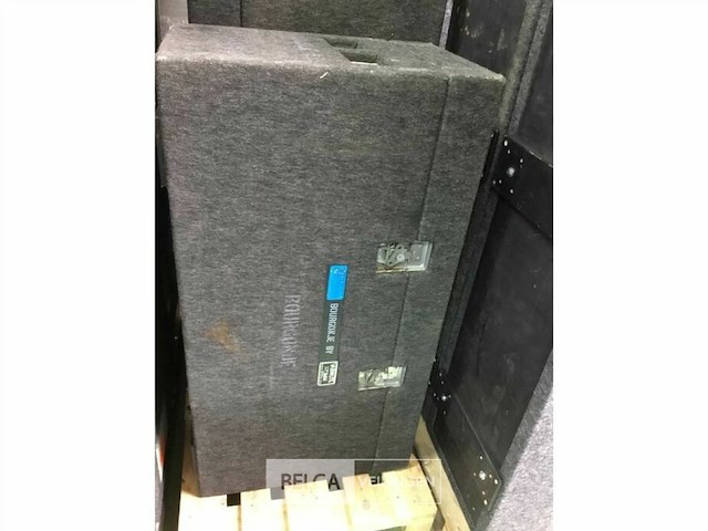 Varilite moving head flightcase gestoffeerd - afbeelding 2 van  5