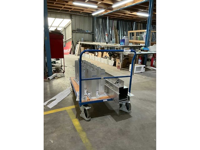 Variofit plateauwagen - afbeelding 3 van  3