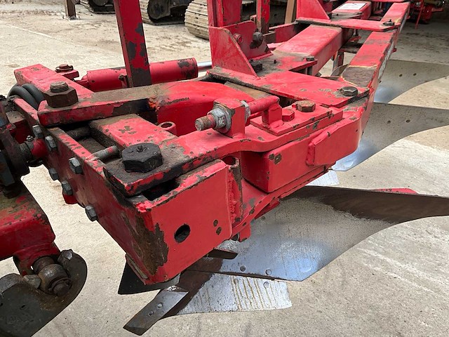 Variomatic 30-58 cm 3-schaar wentelploeg / ploeg - functioneel - afbeelding 7 van  8