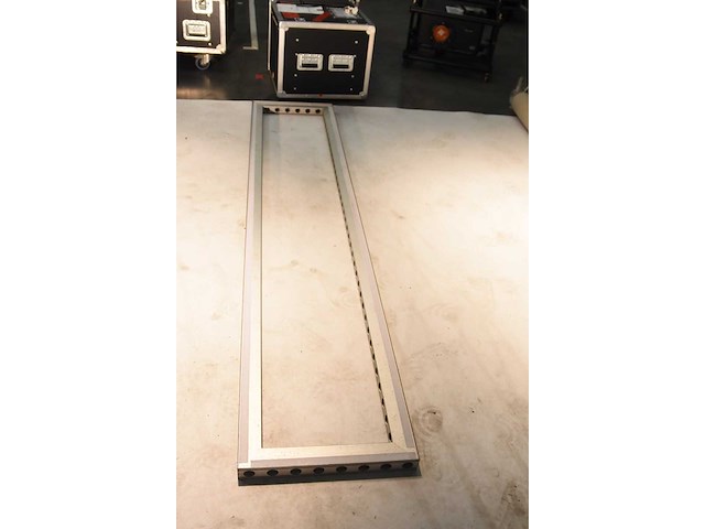 Various - matrix frame 2,5m x 0,5m - decoration (8x) - afbeelding 1 van  1