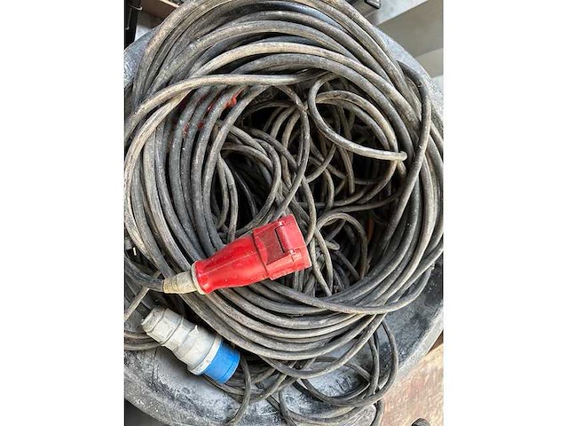 Various contractor materials - afbeelding 1 van  1