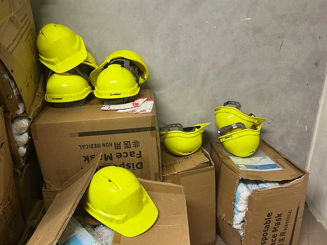 Various office inventory - afbeelding 17 van  90