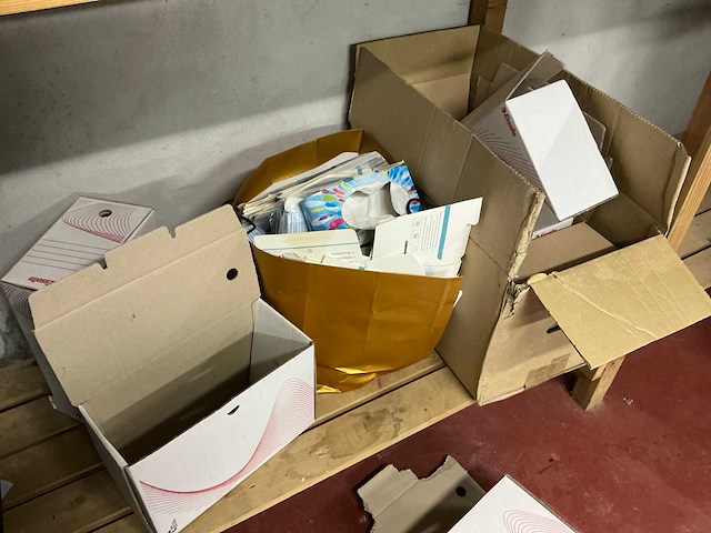 Various office inventory - afbeelding 36 van  90