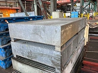 Various process equipment and machines - afbeelding 4 van  5