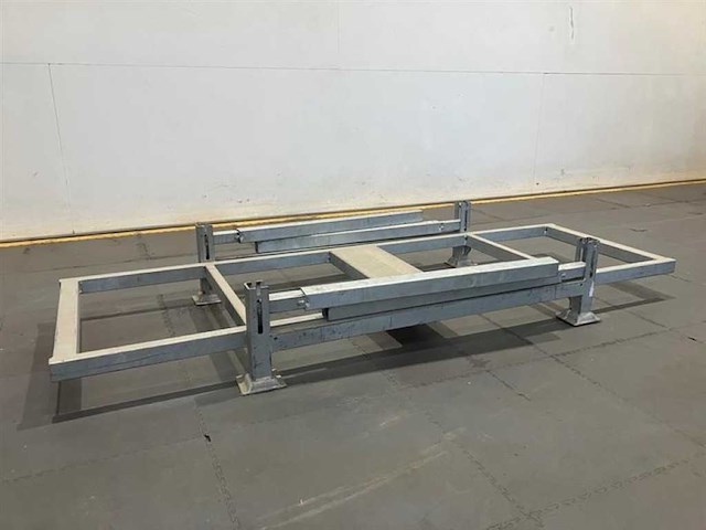Various racking (2x) - afbeelding 3 van  5