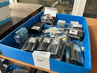 Varta / duracell zaklamp en knoopcel batterijen - afbeelding 1 van  5