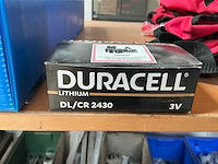 Varta / duracell zaklamp en knoopcel batterijen - afbeelding 4 van  5