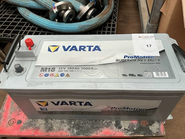 Varta m18 12 v 180 ah 1000 a vrachtwagen batterij - afbeelding 2 van  2