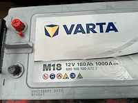 Varta m18 12 v 180 ah 1000 a vrachtwagen batterij - afbeelding 1 van  2