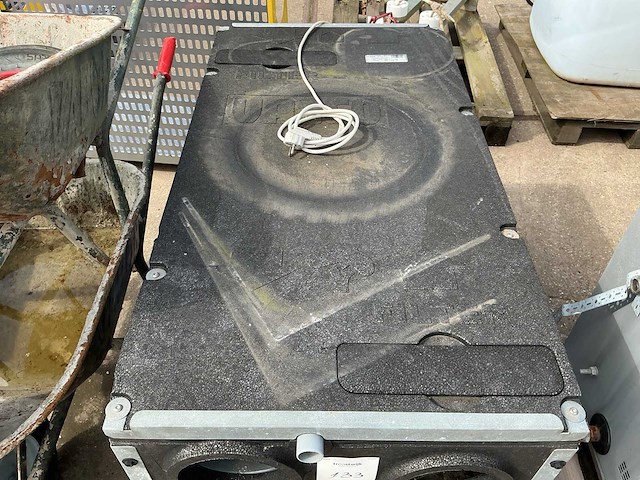 Vasco d275 ii ventilator filter unit - afbeelding 1 van  2