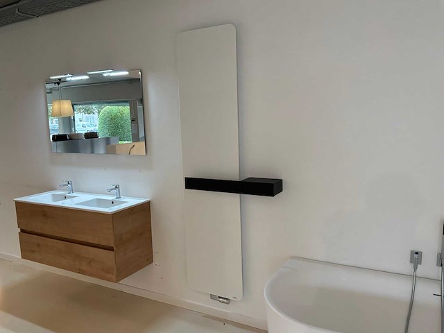 Vasco oni designradiator - afbeelding 1 van  7