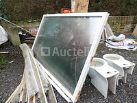 Vast frame in wit herwonnen pvc