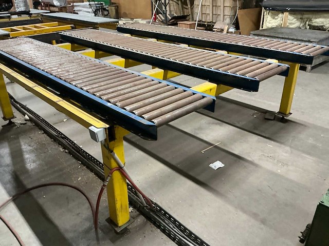 Vaste tafel met moody rollenbanen - afbeelding 3 van  6