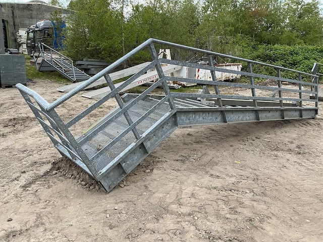 Vaste trap - afbeelding 1 van  4