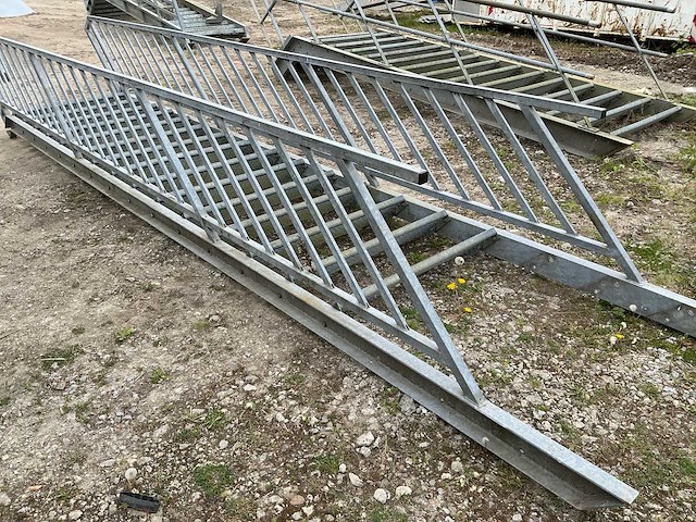 Vaste trap - afbeelding 2 van  3