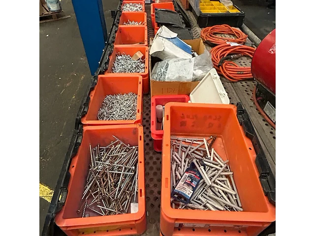 Vastzetmateriaal - afbeelding 2 van  9