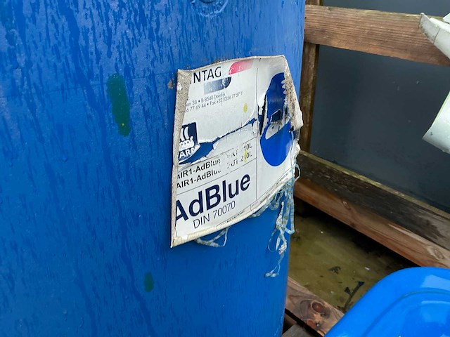 Vat adblue 210l (2x) - afbeelding 3 van  5