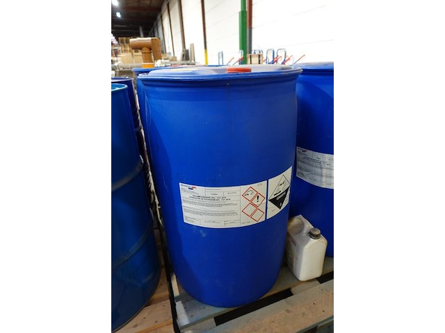 Vat kaliumhydroxide 50% - afbeelding 1 van  3