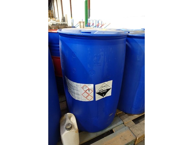 Vat kaliumhydroxide 50% - afbeelding 1 van  3